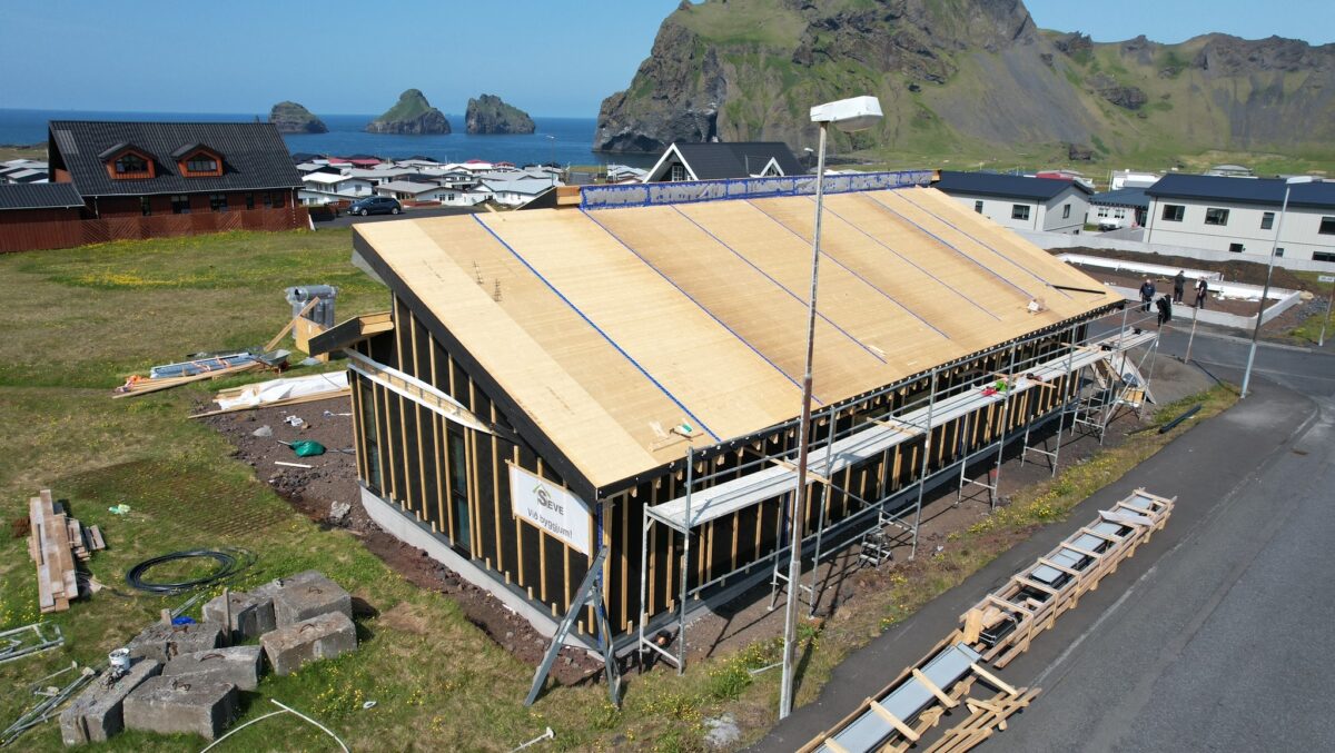 Seve’s first timber frame house in Vestmannaeyjar