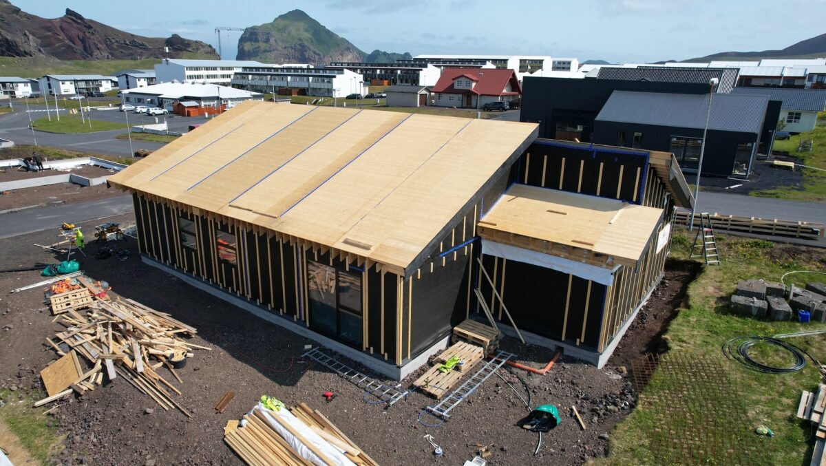 Seve’s first timber frame house in Vestmannaeyjar
